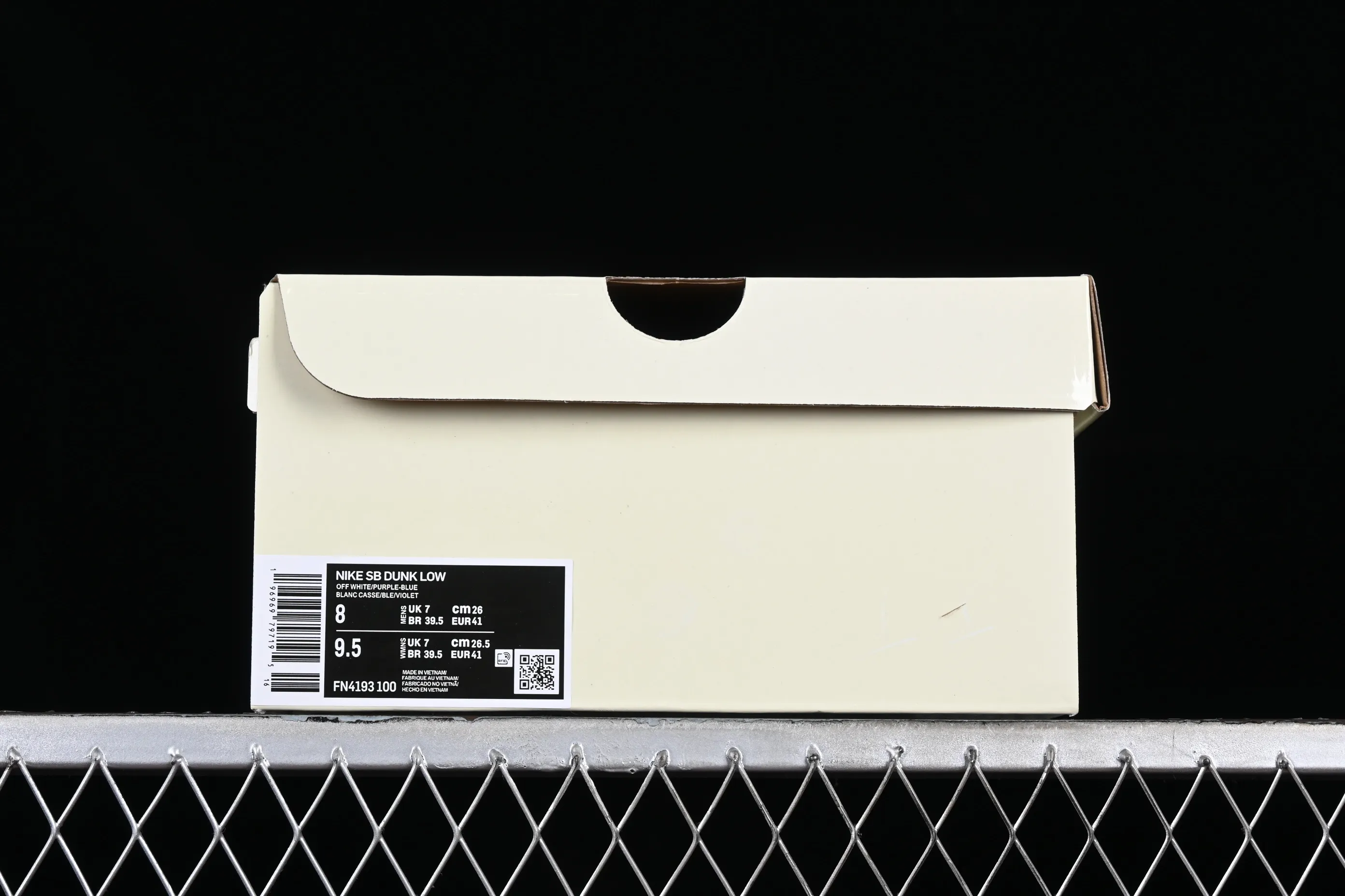 All categories Nk SB Dunk Series Nk SB Dunk Low low-top sneakers J version Crenshaw Skate Club x Nk SB Dunk Low joint model SB low-top sports and leisure sneakers FN4193-100